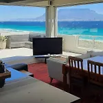 Jacuzzi With 270 Views Right On Beach