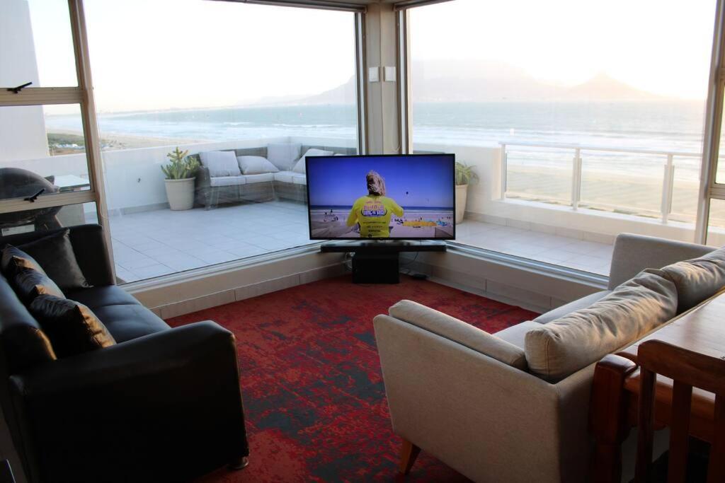 Jacuzzi With 270 Views Right On Apartment